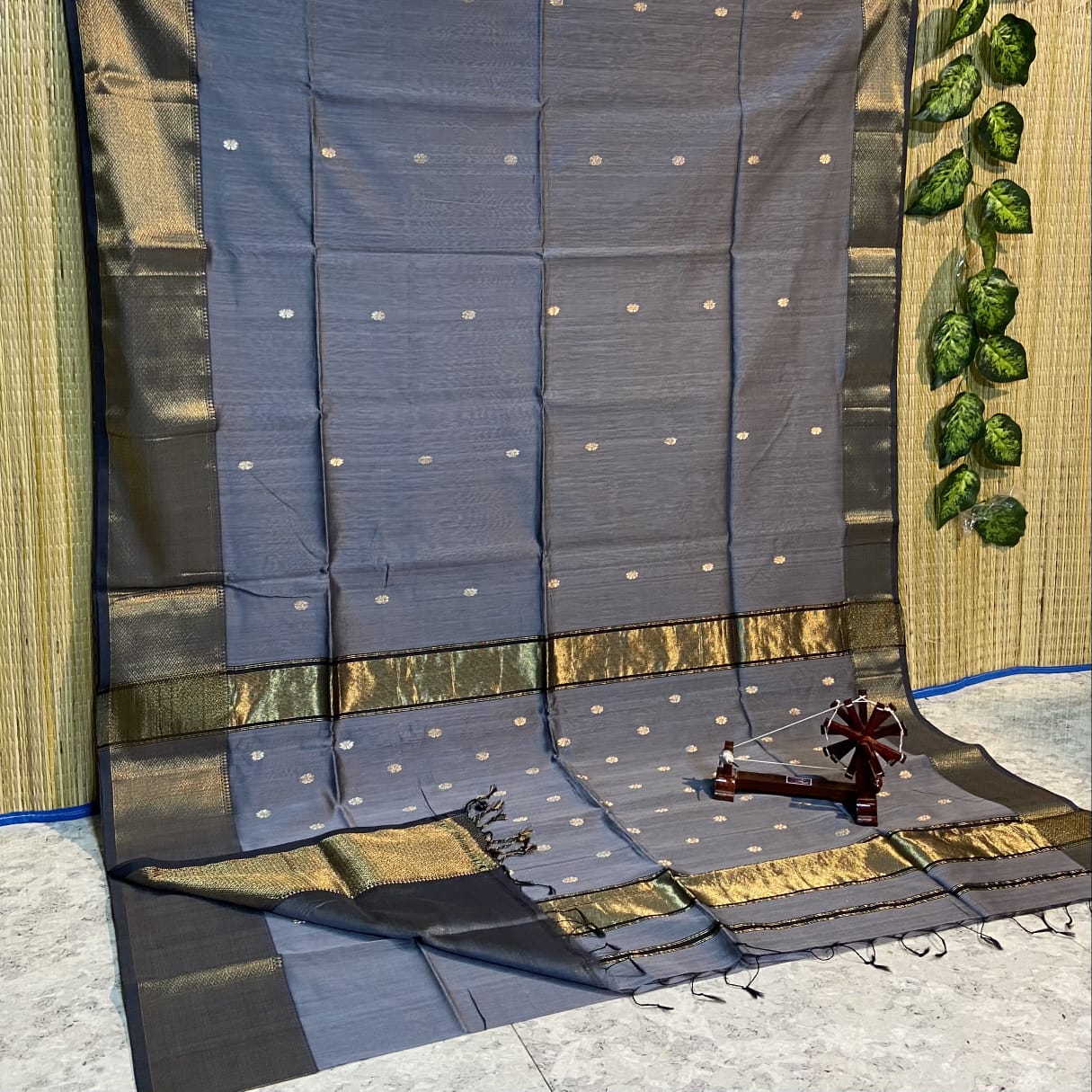 Maheshwari Cotton Silk Zari Work Saree With Blouse