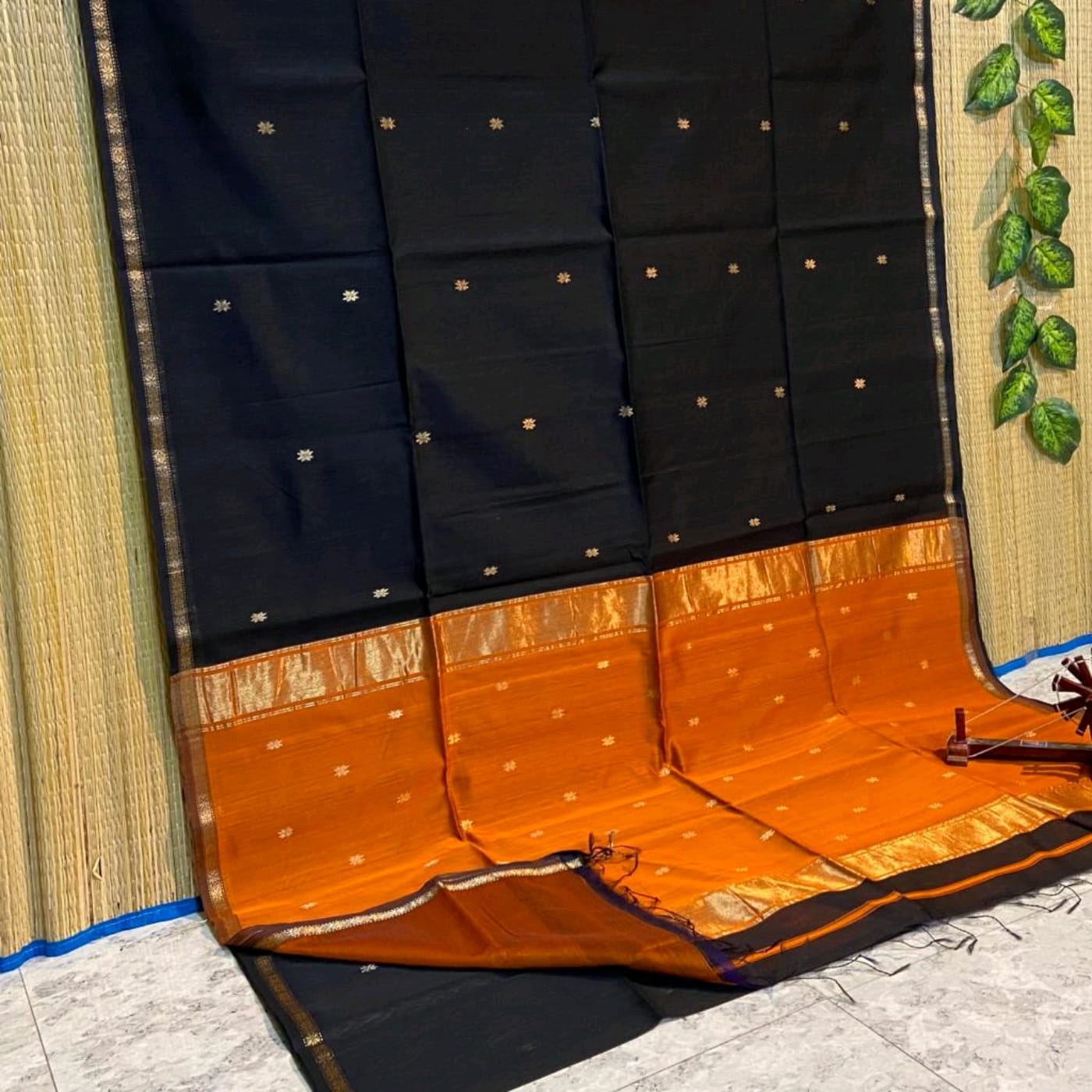 Maheshwari Cotton Silk Zari Work Saree With Blouse