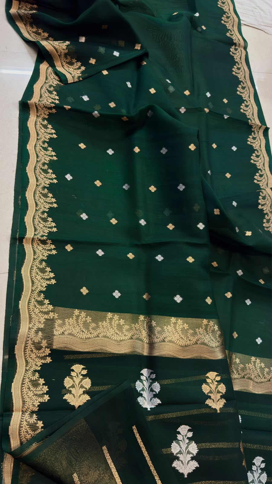 Pure Handloom banarasi kora Silk Saree With Blouse