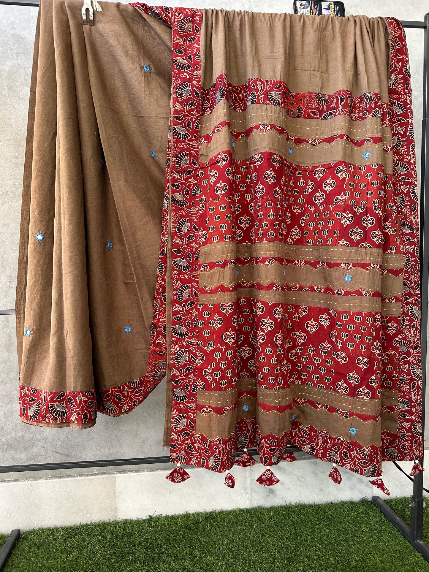 Pure Mul Cotton Saree With Ajrakh Mirror Work