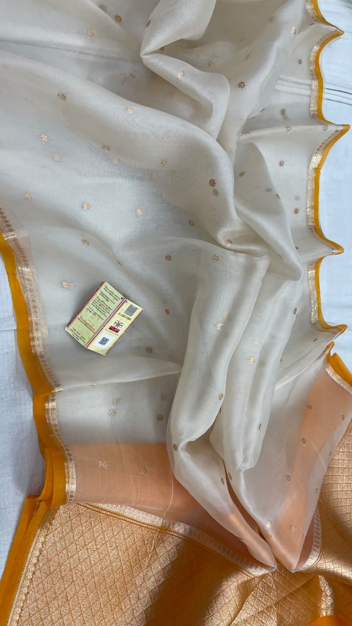 Pure Handloom banarasi kora Silk Saree With Blouse