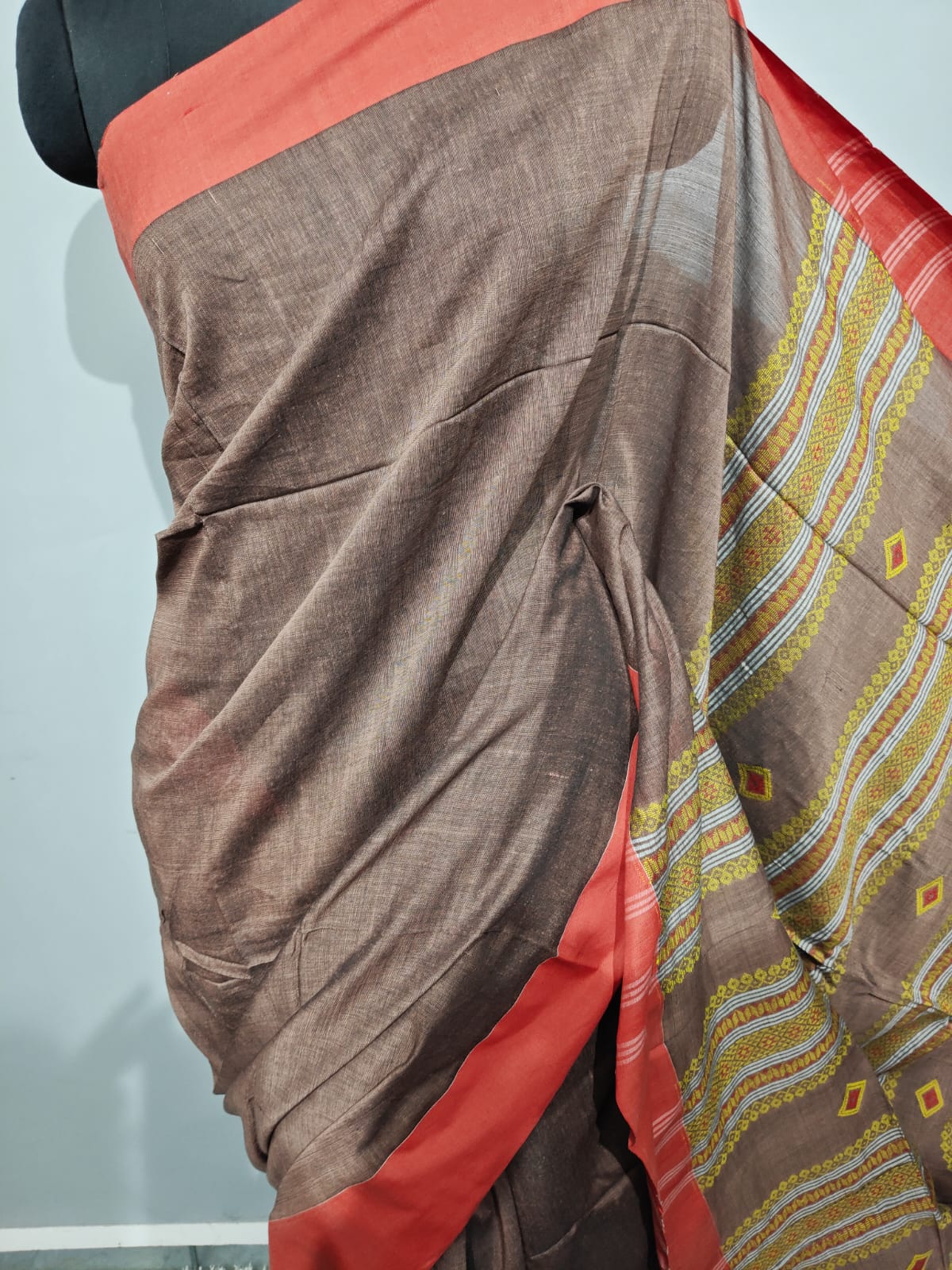 Bengal Handloom Pure Cotton saree with beautiful hand weaved work