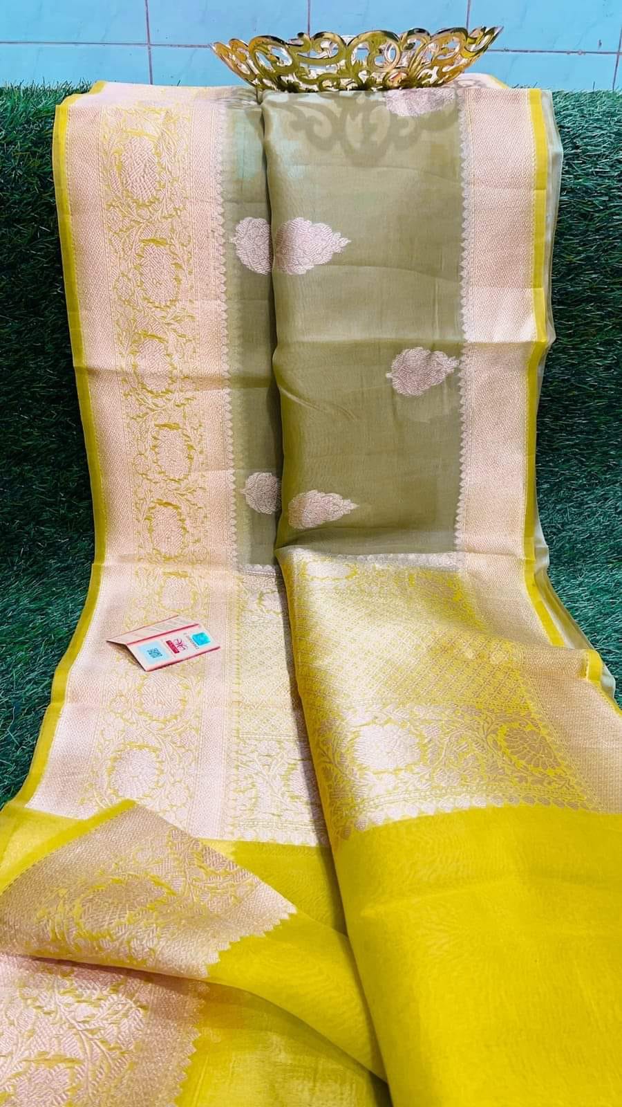 Banarasi Semi kora silk saree