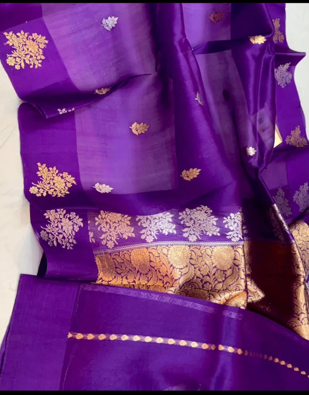 Pure Handloom banarasi kora Silk Saree With Blouse