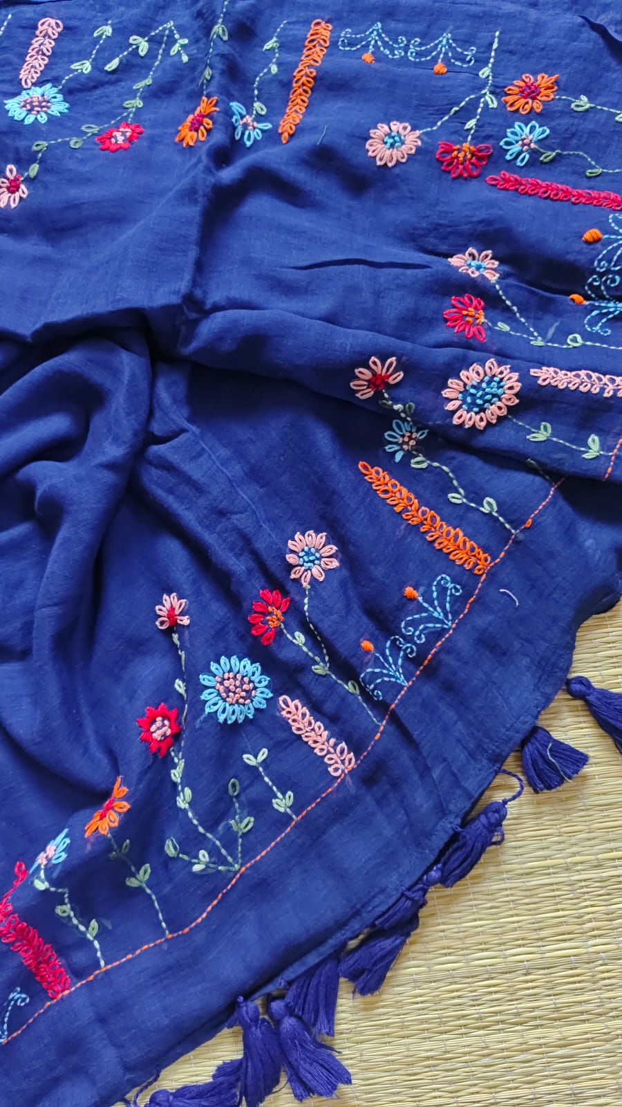 Beautiful Hand Stitch Pure Mul Cotton Saree Without blouse