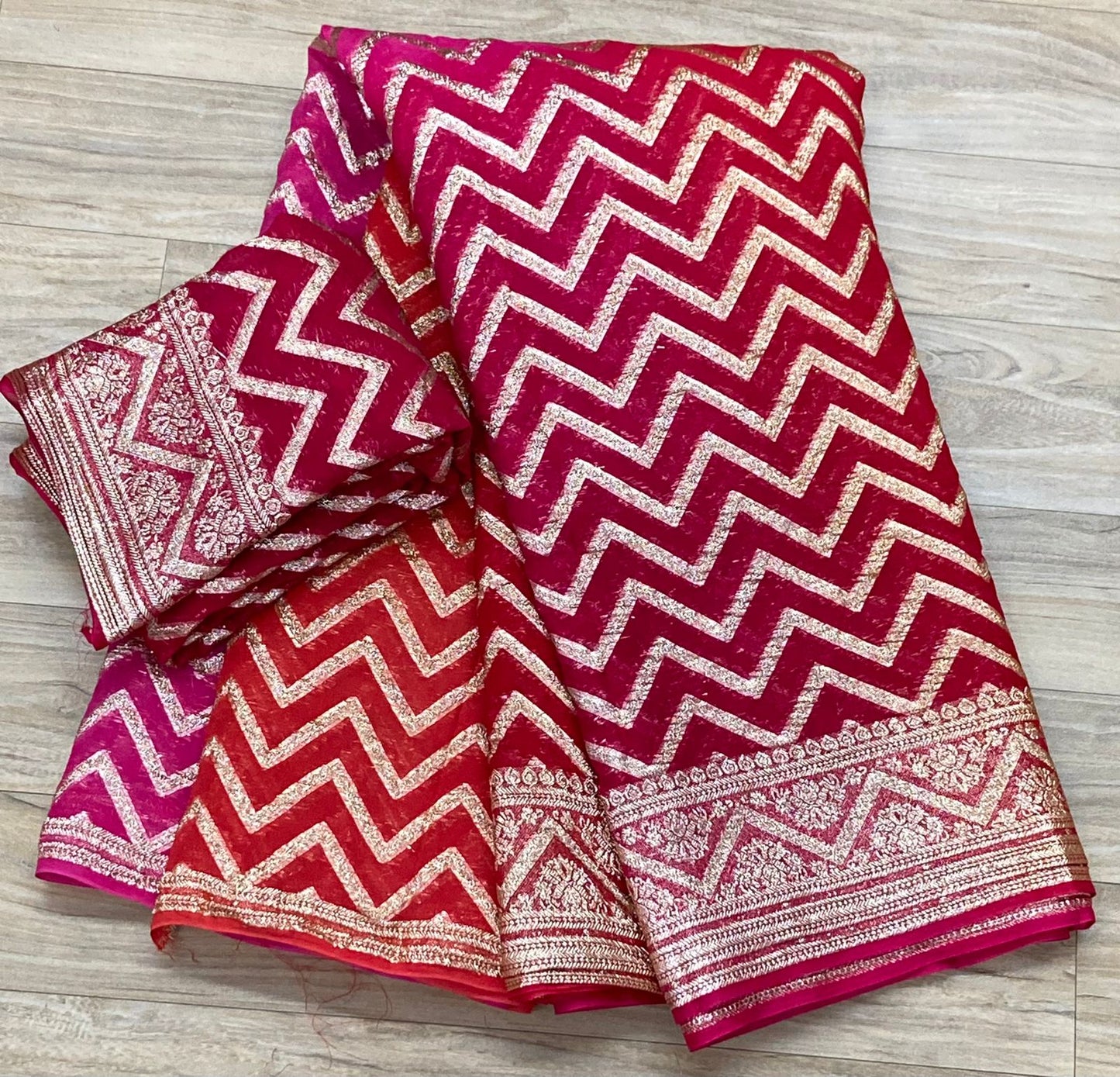 Georgette Zig Zag Pattern Saree