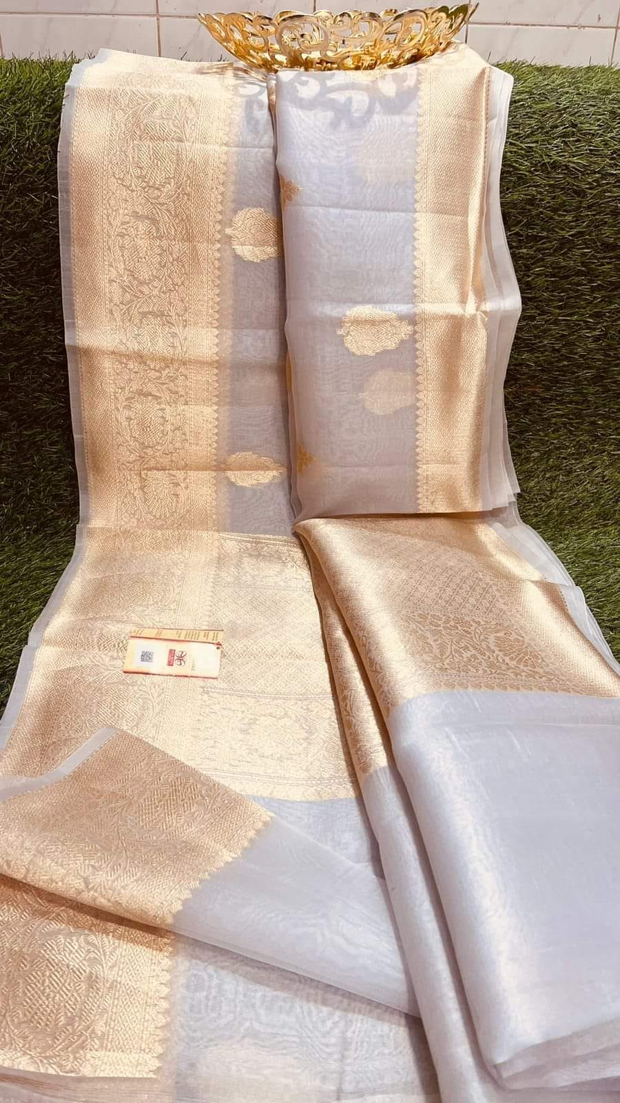 Banarasi Semi kora silk saree