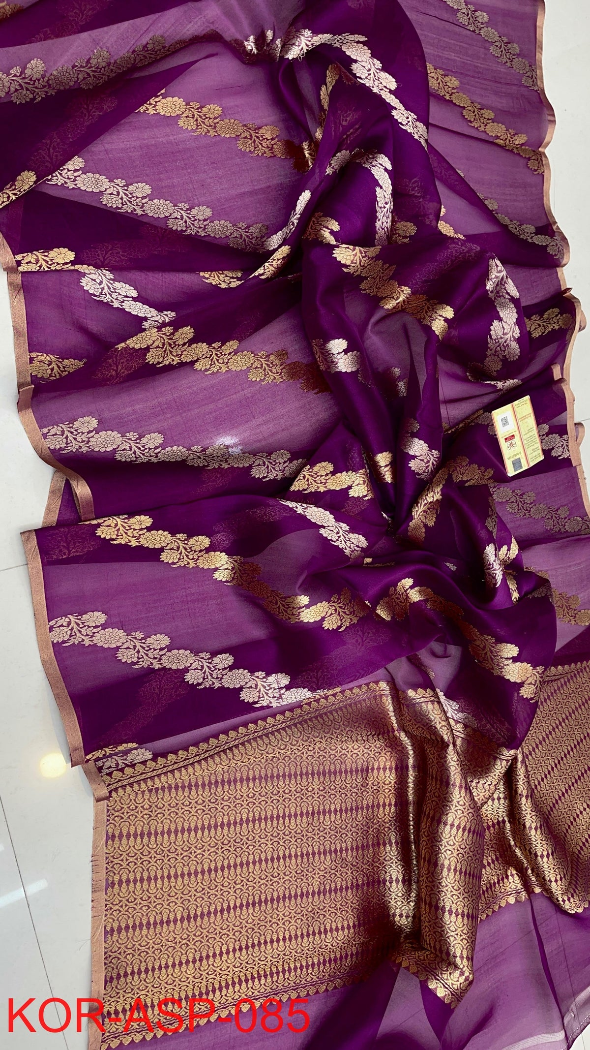 Pure Handloom banarasi kora Silk Saree With Blouse