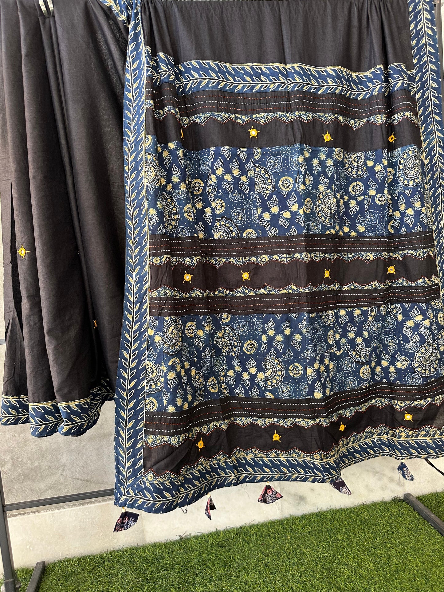 Pure Mul Cotton Saree With Ajrakh Mirror Work