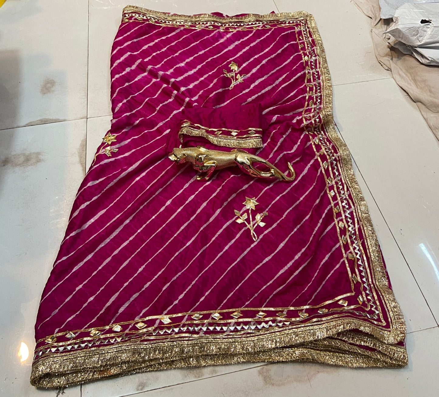 Desinger Georgette Leheriya Pattern Saree With Blouse