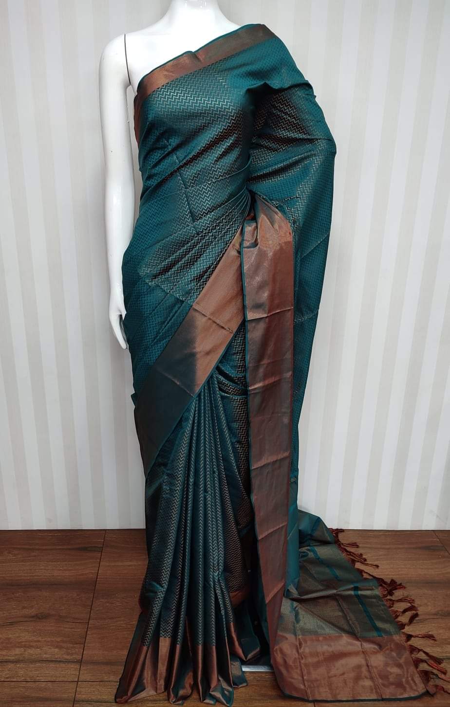 Pure Kota Staple Silk Saree With Blouse.