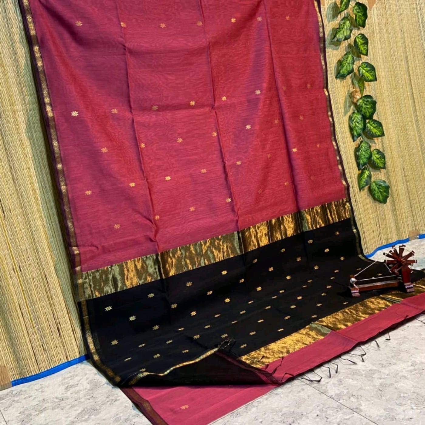 Maheshwari Cotton Silk Zari Work Saree With Blouse