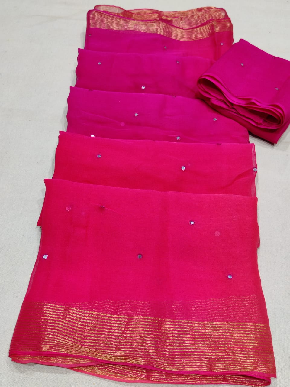 Pure Diamond Chiffon Beautiful Zari Border Work Saree With Blouse