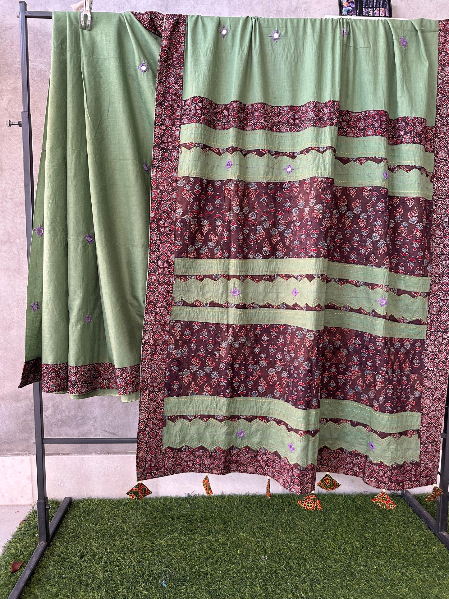 Pure Mul Cotton Saree With Ajrakh Mirror Work