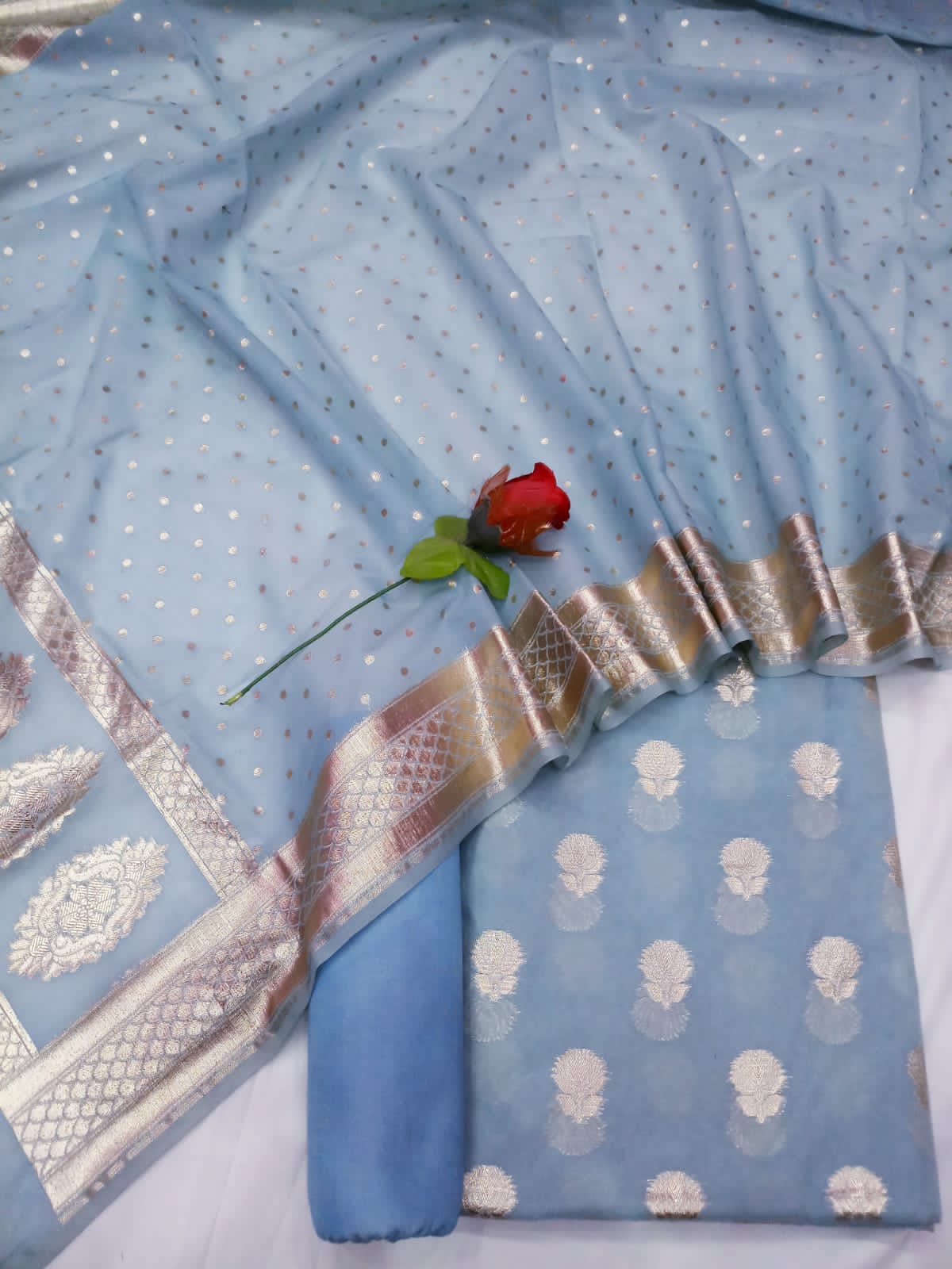 Exclusive Banarasi Lorex Unstitched Suit