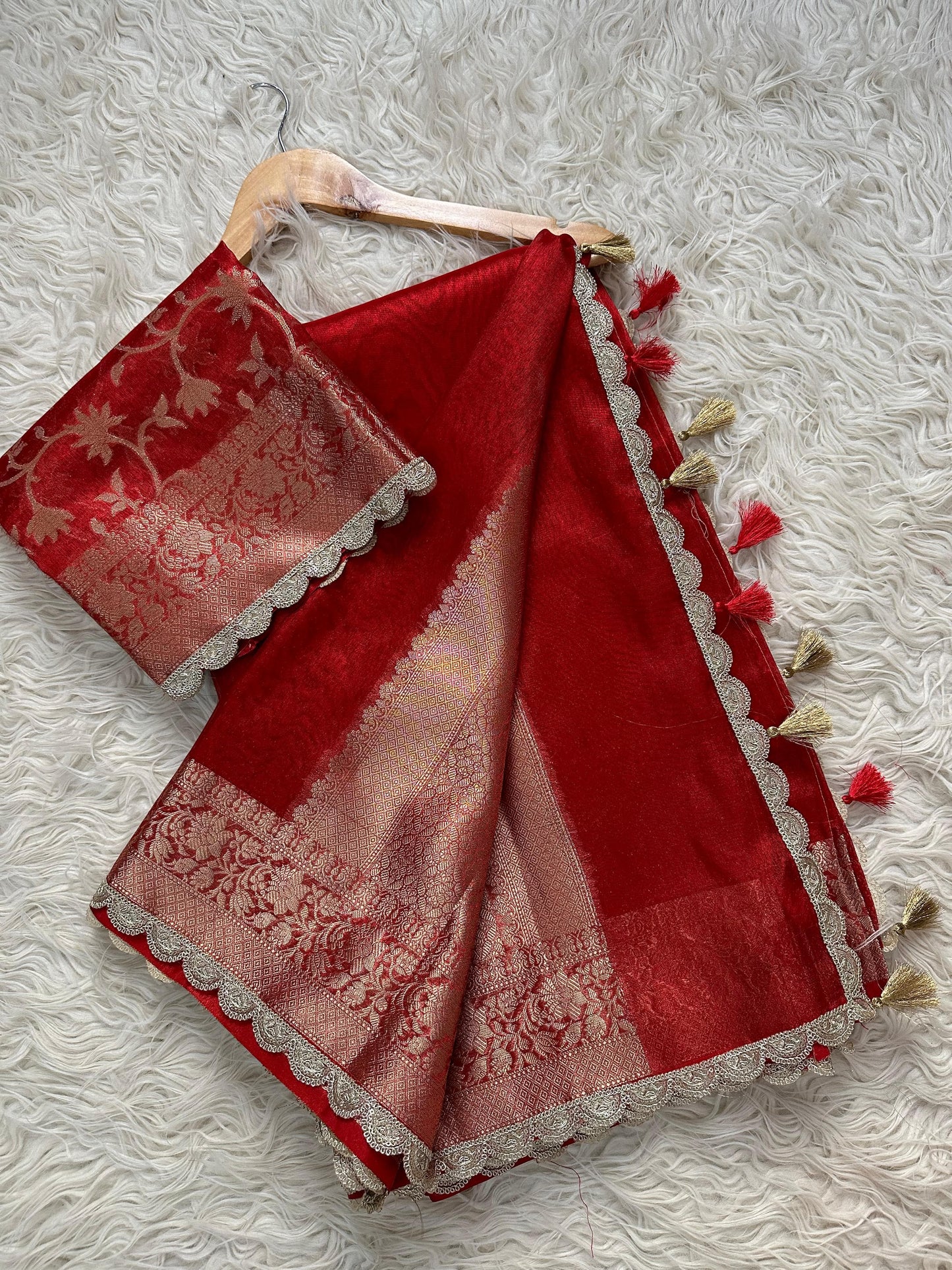 Banarasi Tissue Silk Heavy Lace Saree With Blouse