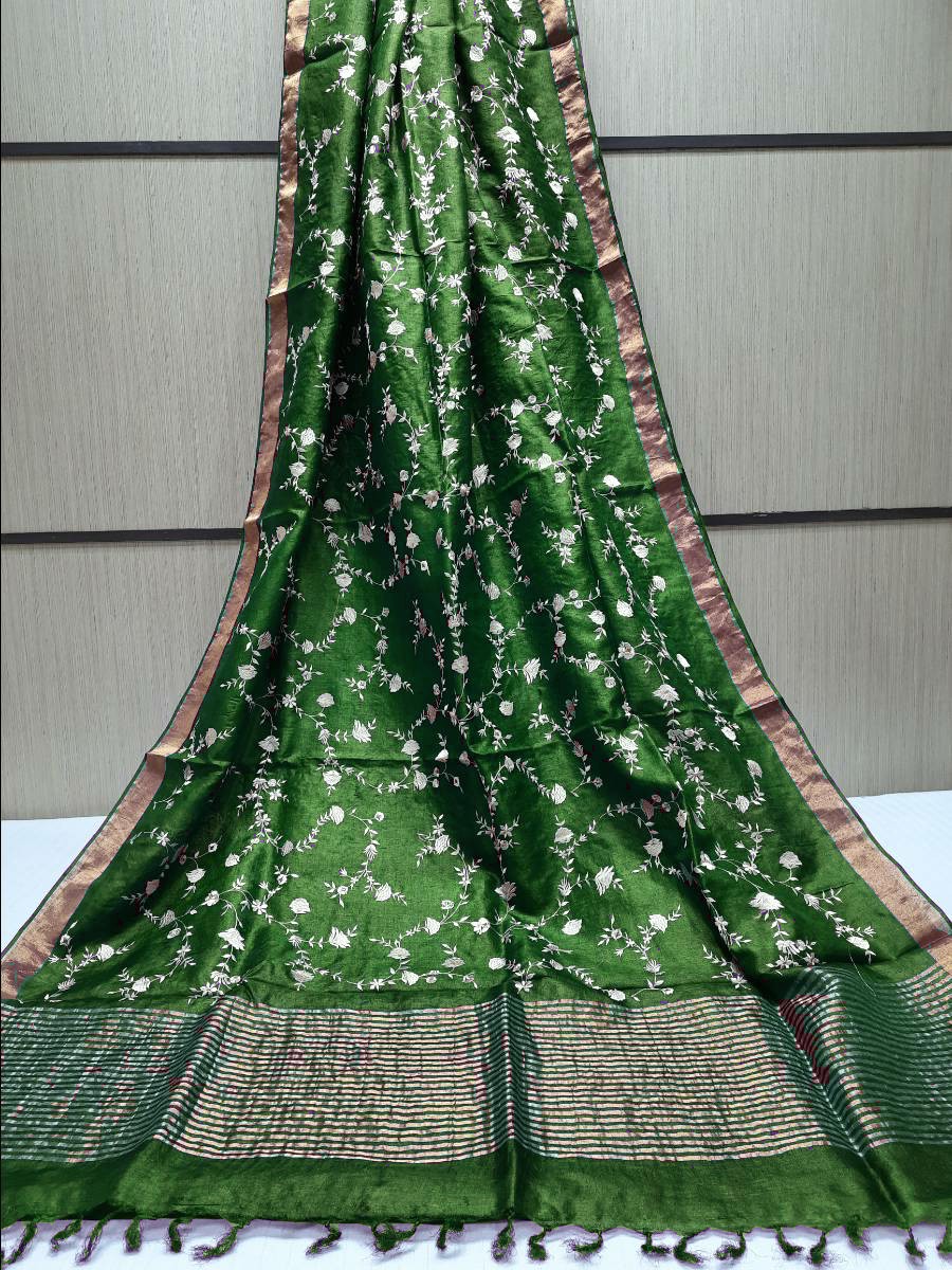 Pure Hand woven Banarasi Tussar Moonga Silk Sarees With Blouse Smooth & Soft Fabric ( length- 6.3 meter )