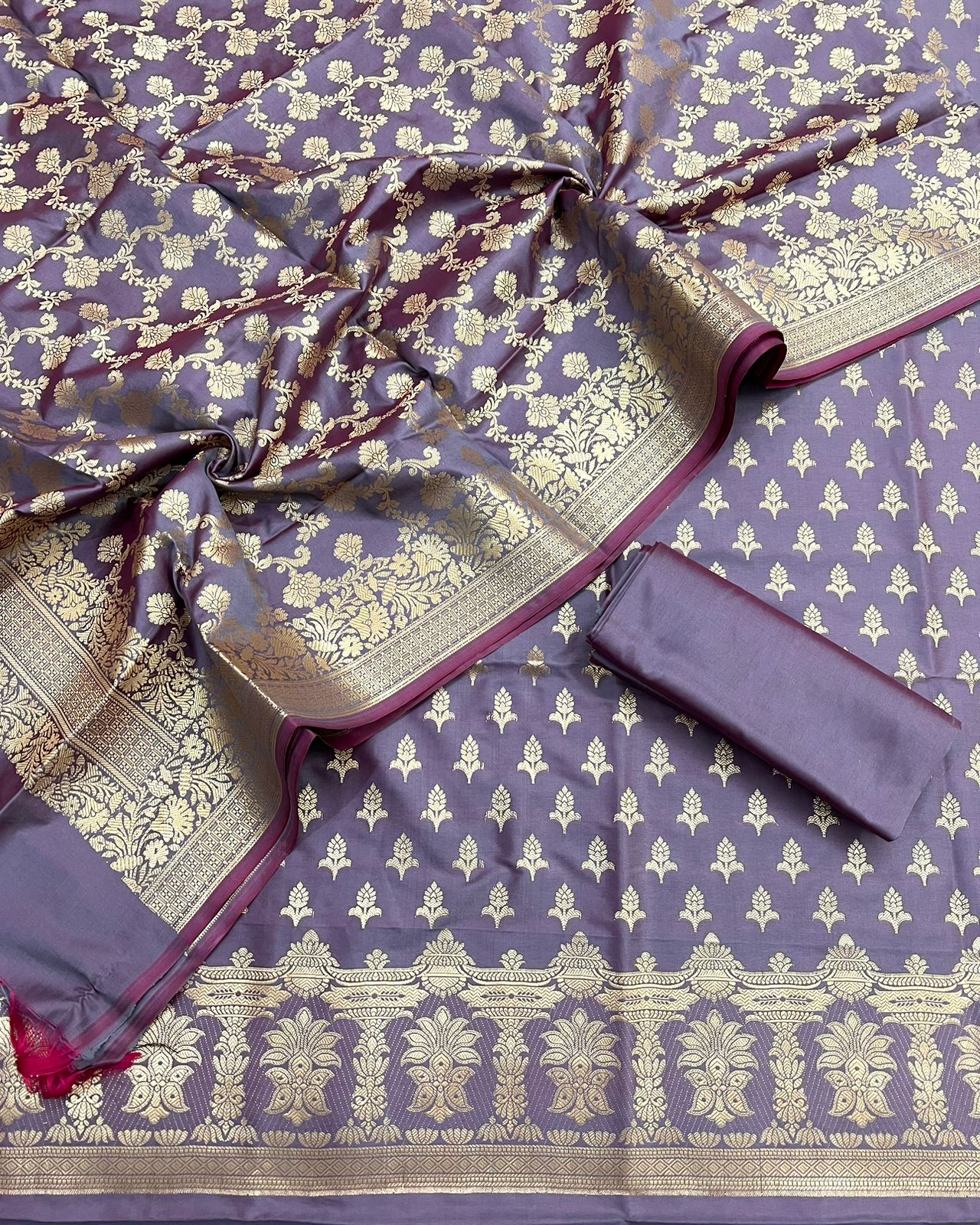 Pure Banarasi Silk Unstitched Suit With Jaal Dupatta