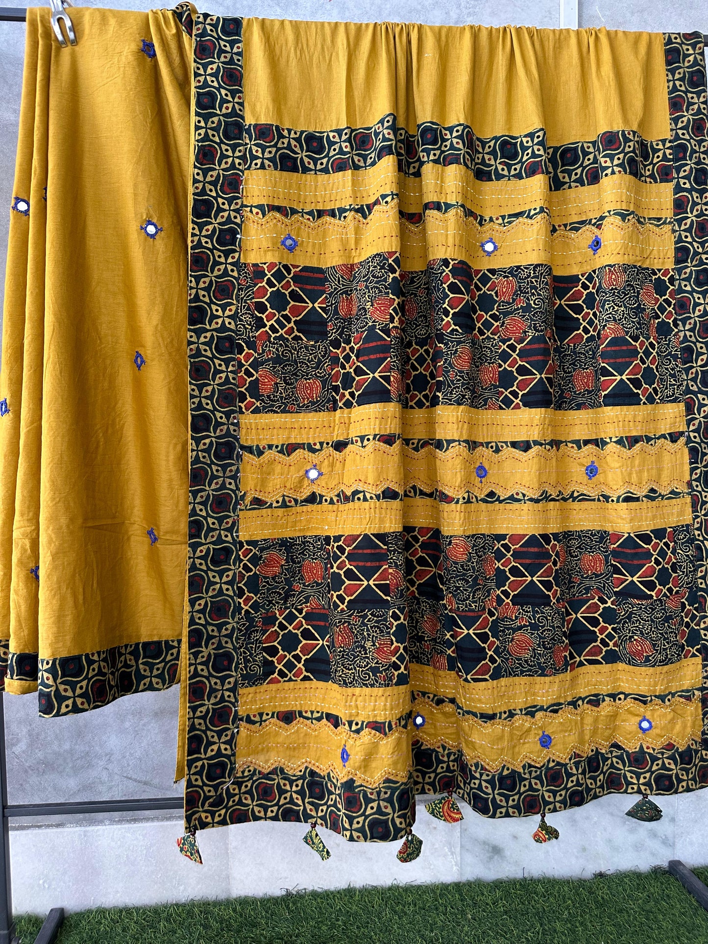 Pure Mul Cotton Saree With Ajrakh Mirror Work