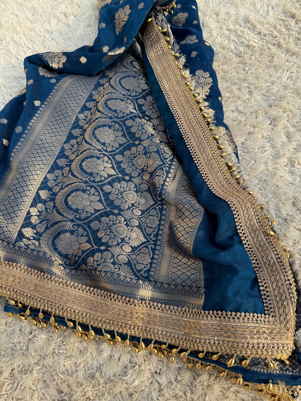 Banarasi Tissue Silk  Heavy Lace Saree With Blouse