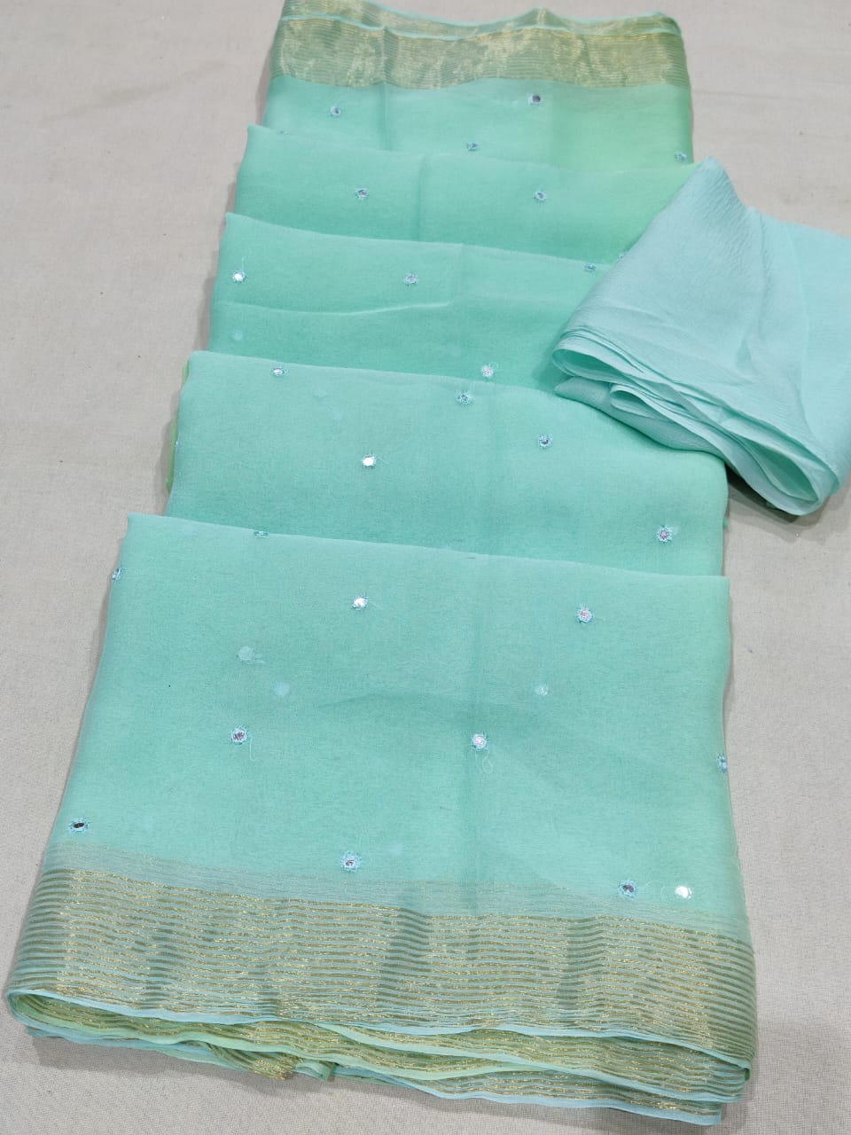 Pure Diamond Chiffon Beautiful Zari Border Work Saree With Blouse