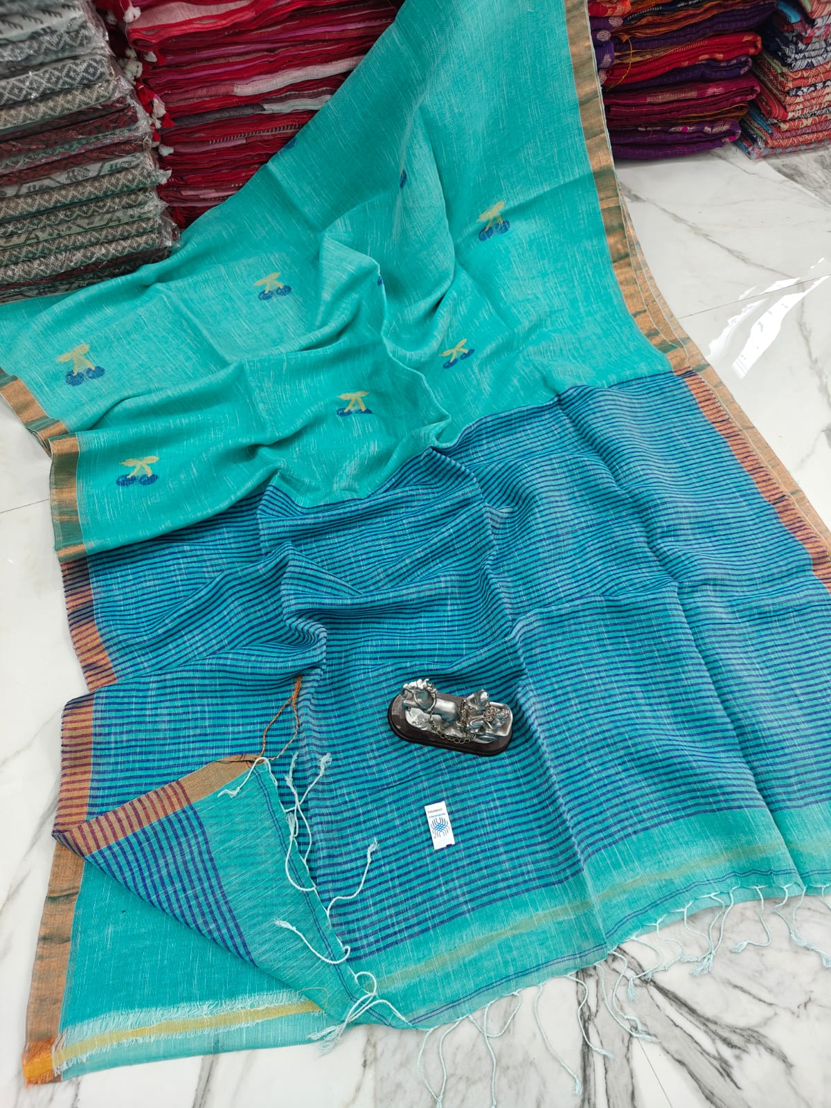 Linen by  Linen Saree With Running Blouse