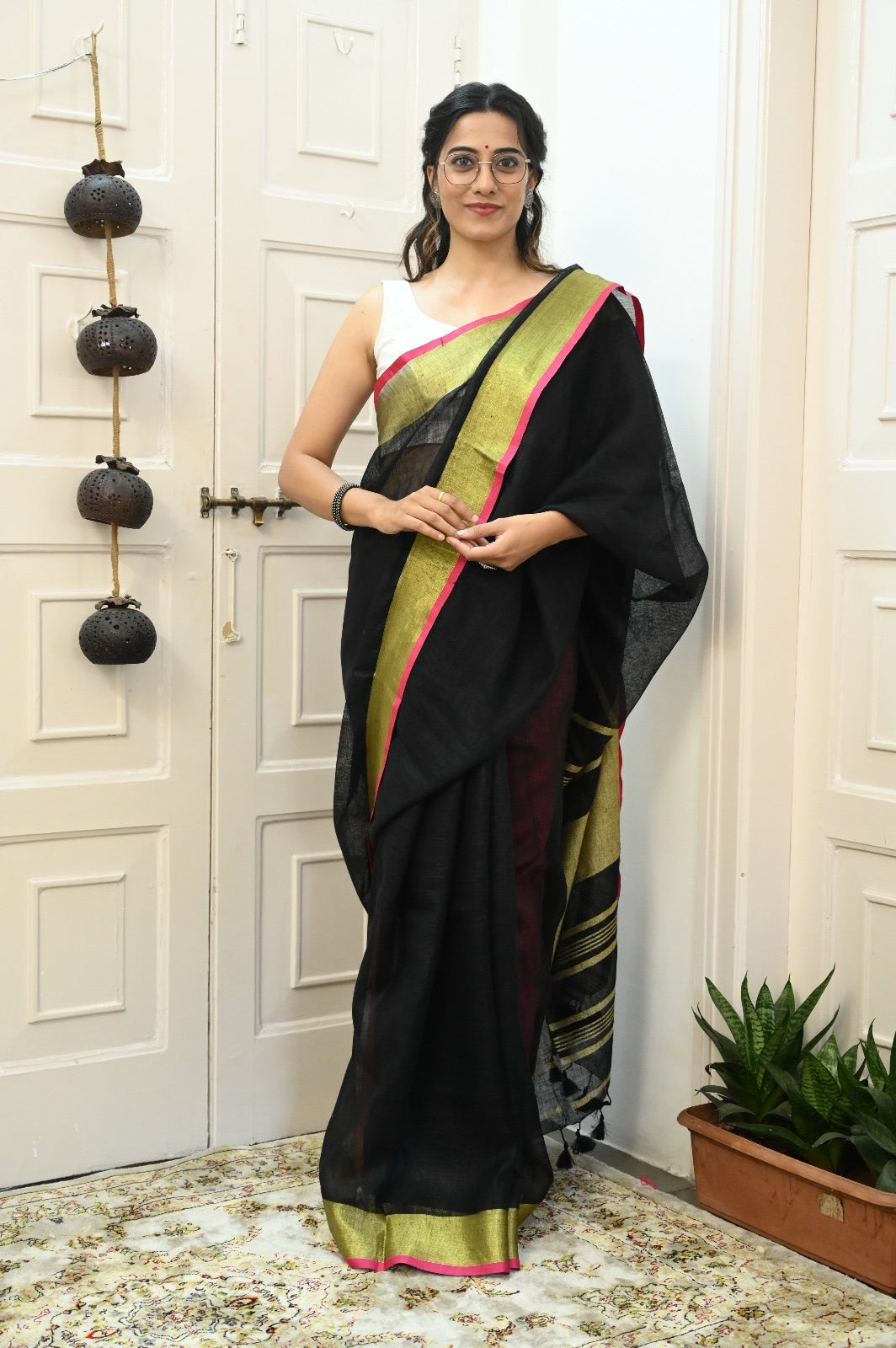 Linen By Linen Saree With Blouse
