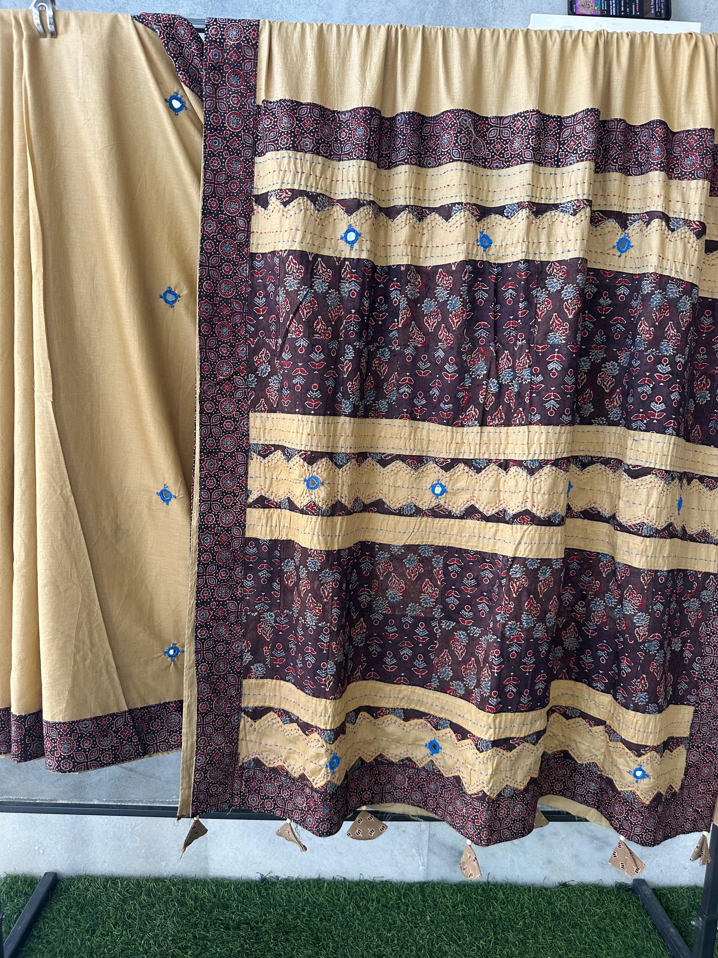 Pure Mul Cotton Saree With Ajrakh Mirror Work