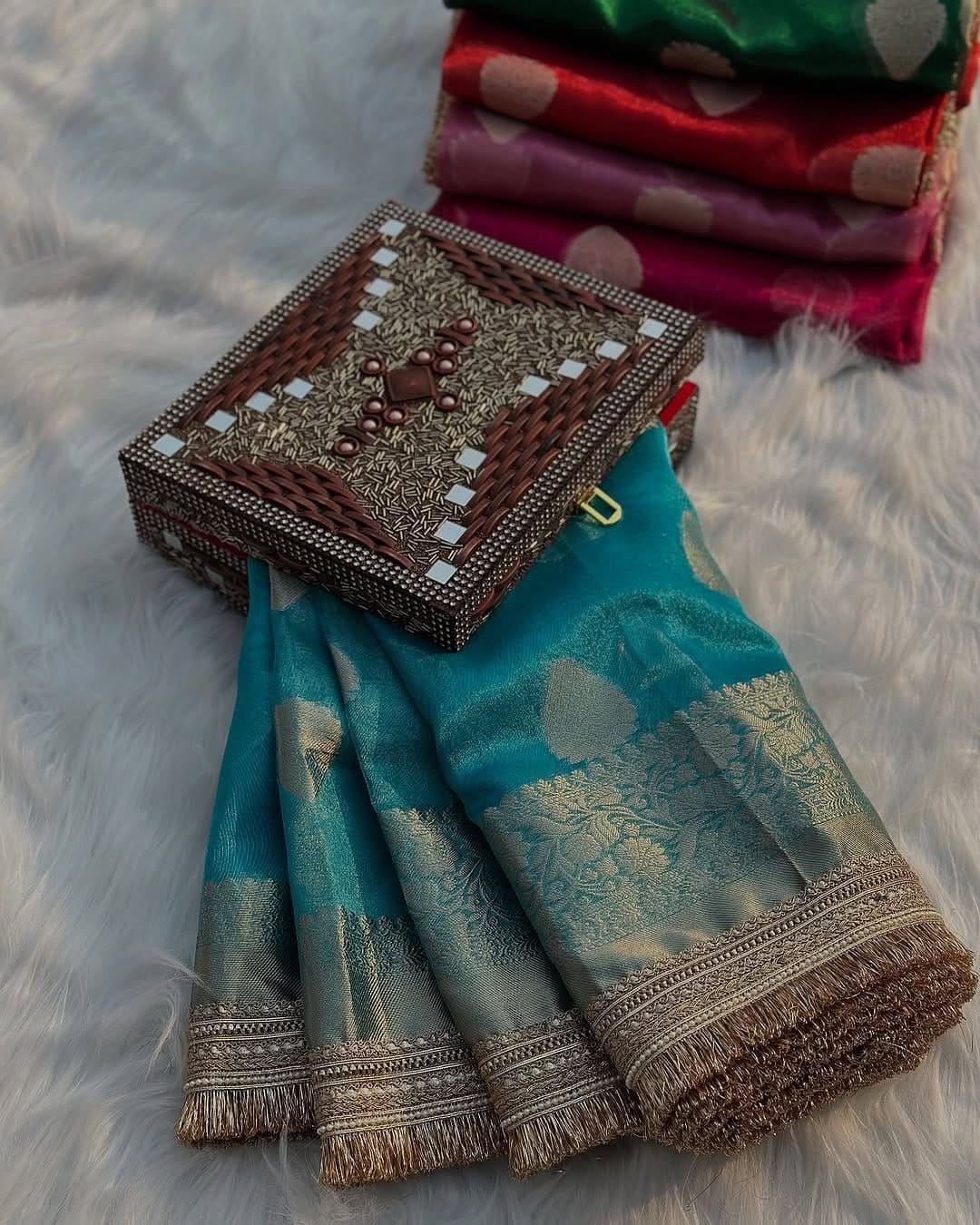 Banarasi Tissue Silk Saree with Lace Work border  Full body Zari Booti Weaving