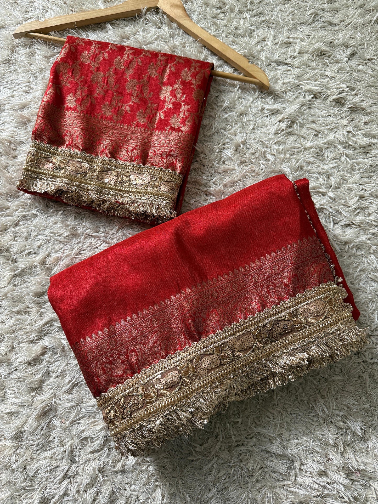 Banarasi Tissue Soft Silk  Saree With  Jaal Pattern Blouse