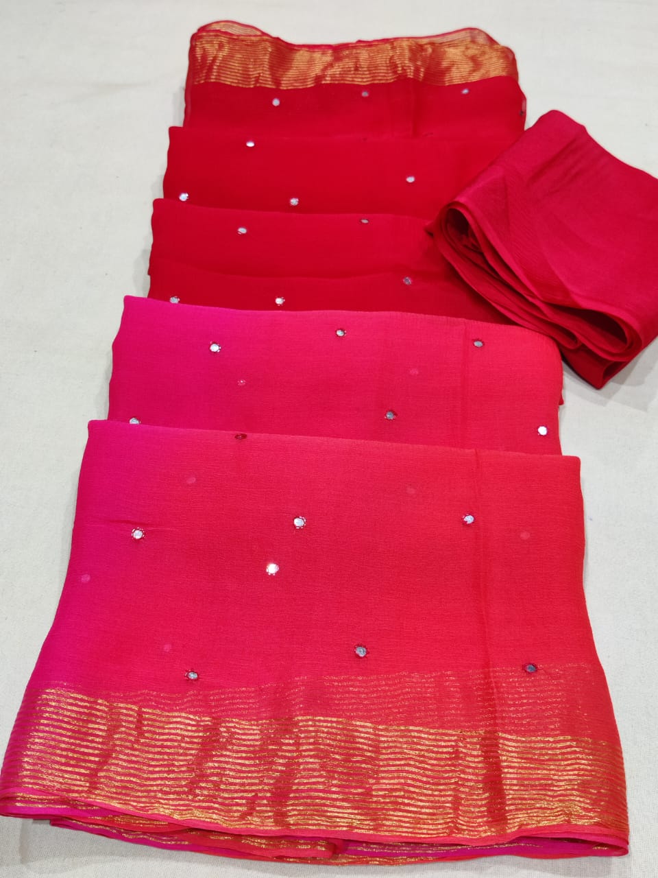 Pure Diamond Chiffon Beautiful Zari Border Work Saree With Blouse