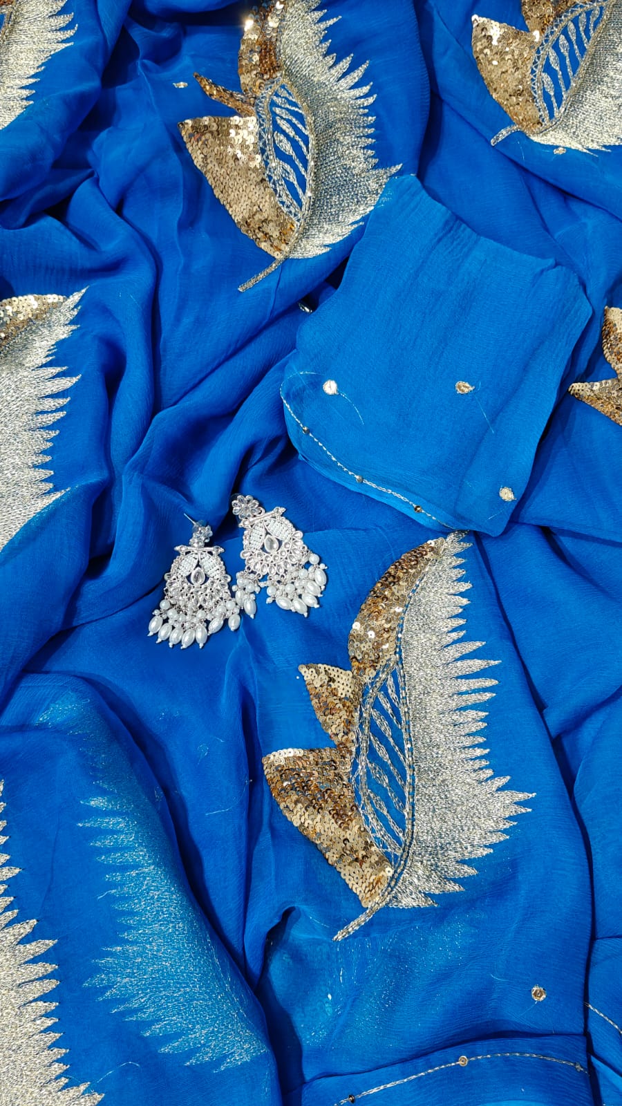Pure Diamond Chiffon Saree With  Blouse