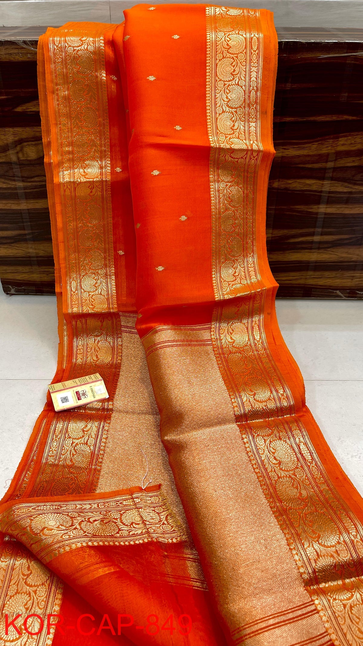 Pure Handloom banarasi  kora Silk Saree With Blouse