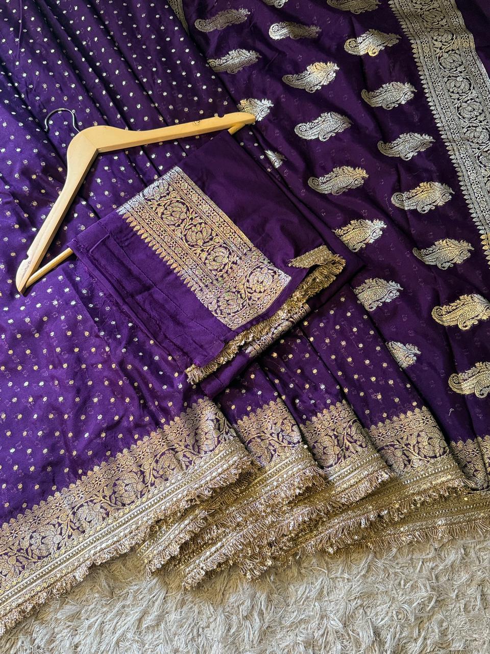 Handloom Banarasi Semi Khaddi Katan Soft Silk Saree With Lace Work Border