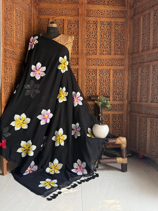Beautiful Mulmul   Cotton Flowers design Hand Painted Saree
