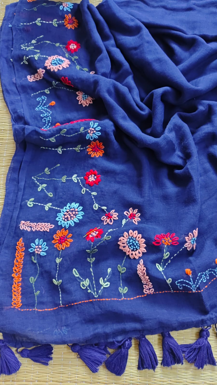 Beautiful Hand Stitch Pure Mul Cotton Saree Without blouse