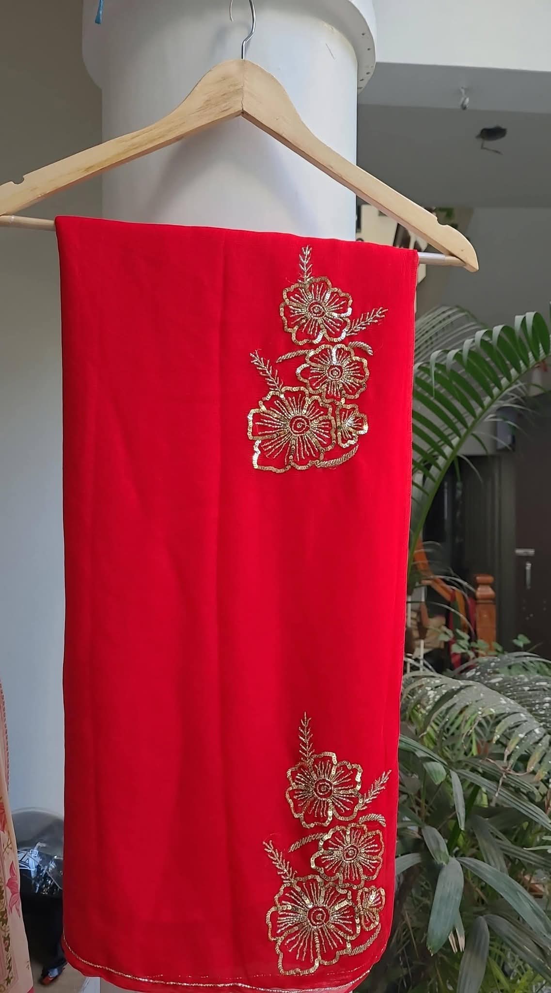 Pure Jaipuri Chiffon Hand-work motif work saree with blouse