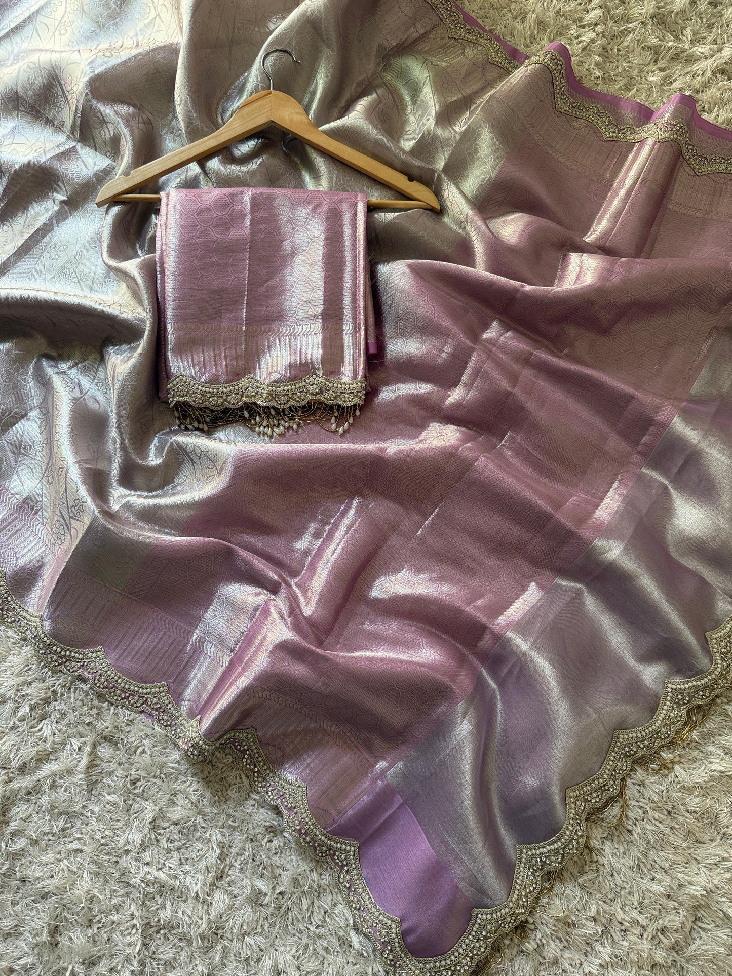 Banarasi Kanjivaram  katan Tissue Silk Saree With Beautiful lace border