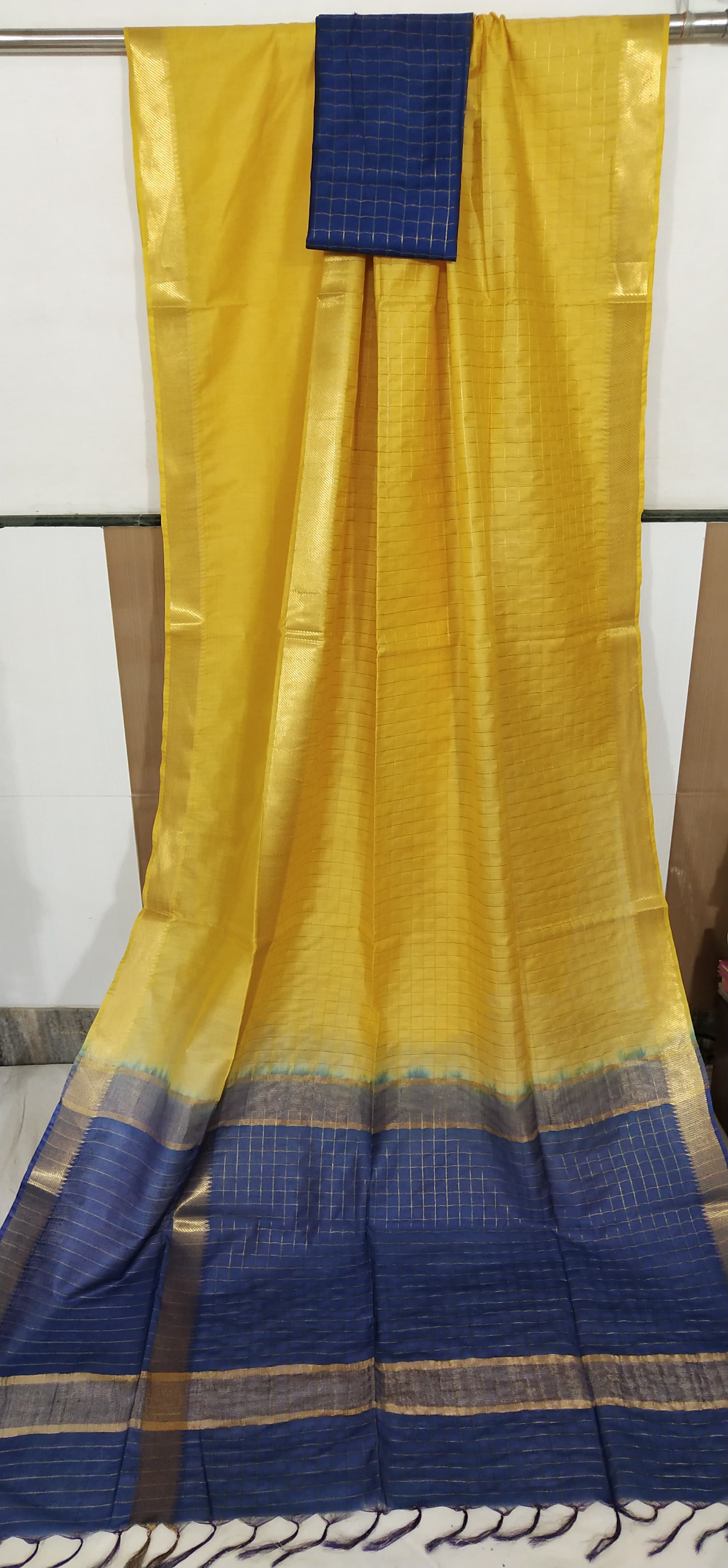 Pure Cotton Silk Mangalagiri  Saree With  Blouse .
