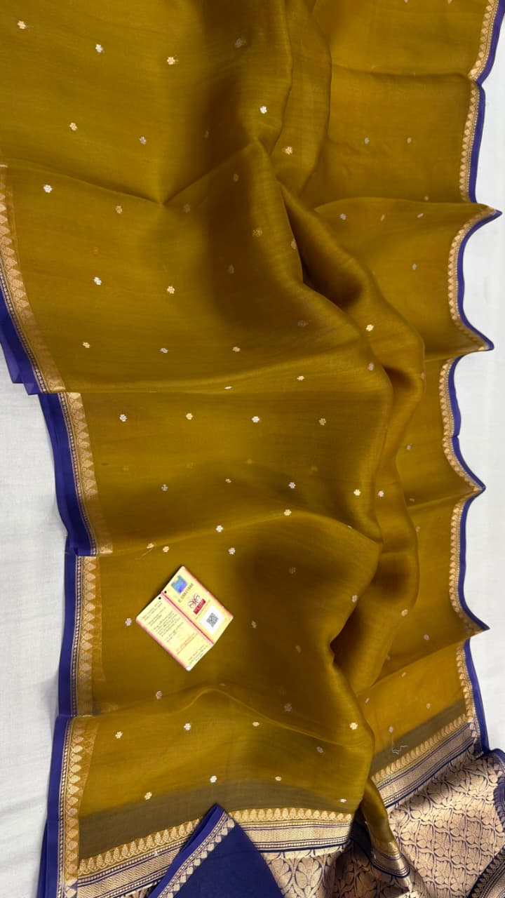 Pure Handloom banarasi  kora Silk Saree With Blouse