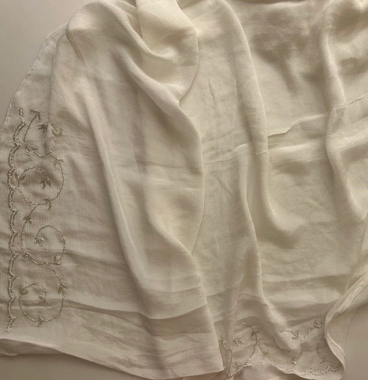 Pure Jaipuri Diamond Chiffon Elegance Hand Work Jaal Saree With Running Blouse