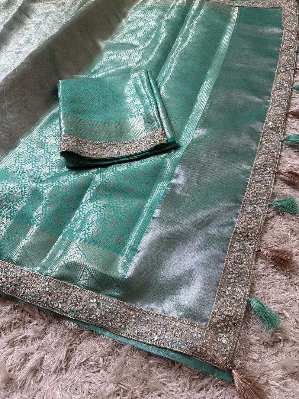 Banarasi Kanjivaram  katan Tissue Silk Saree With Beautiful lace border