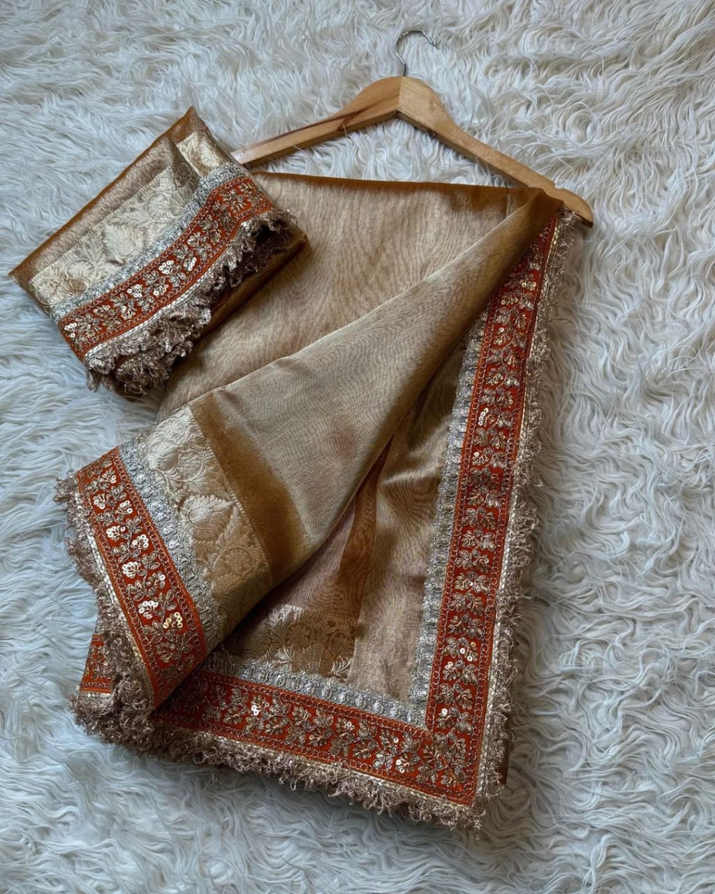 Banarasi Tissue Silk Saree With lace work border