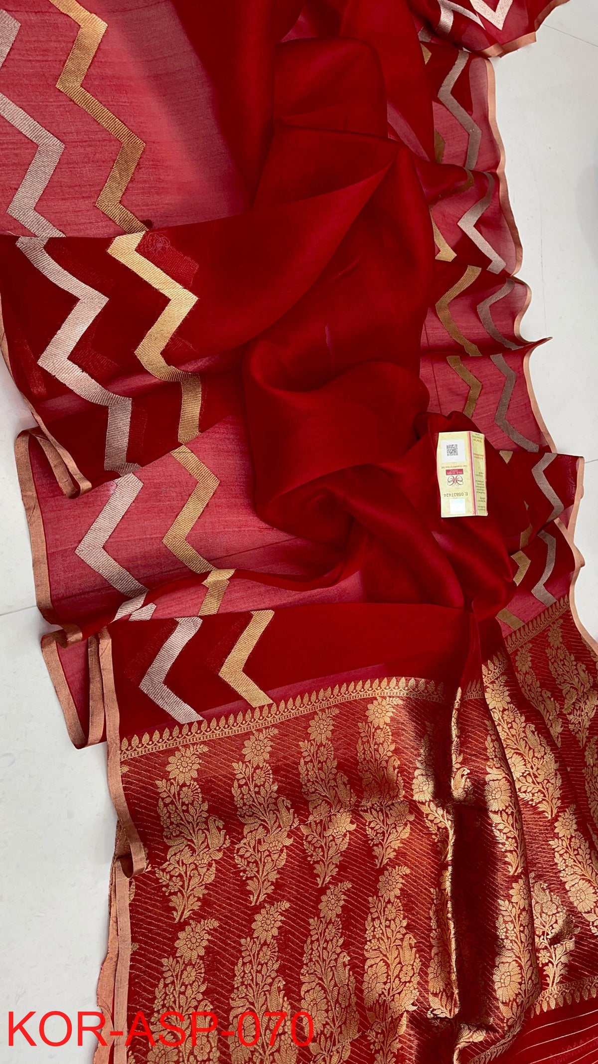 Pure Handloom banarasi  kora Silk Saree With Blouse