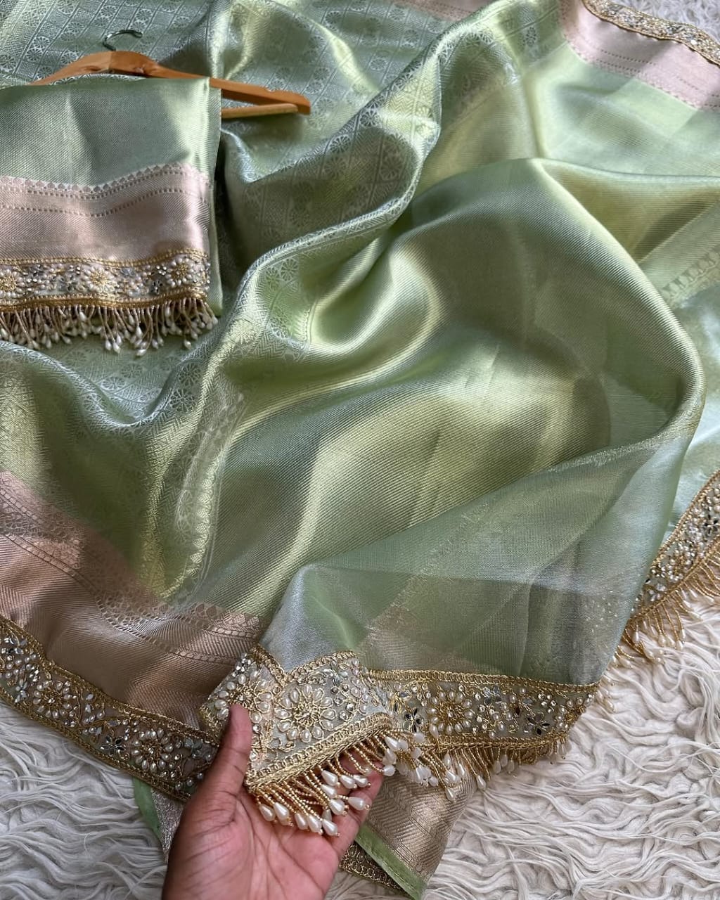 Banarasi Kanjivaram  katan Tissue Silk Saree With Beautiful lace border