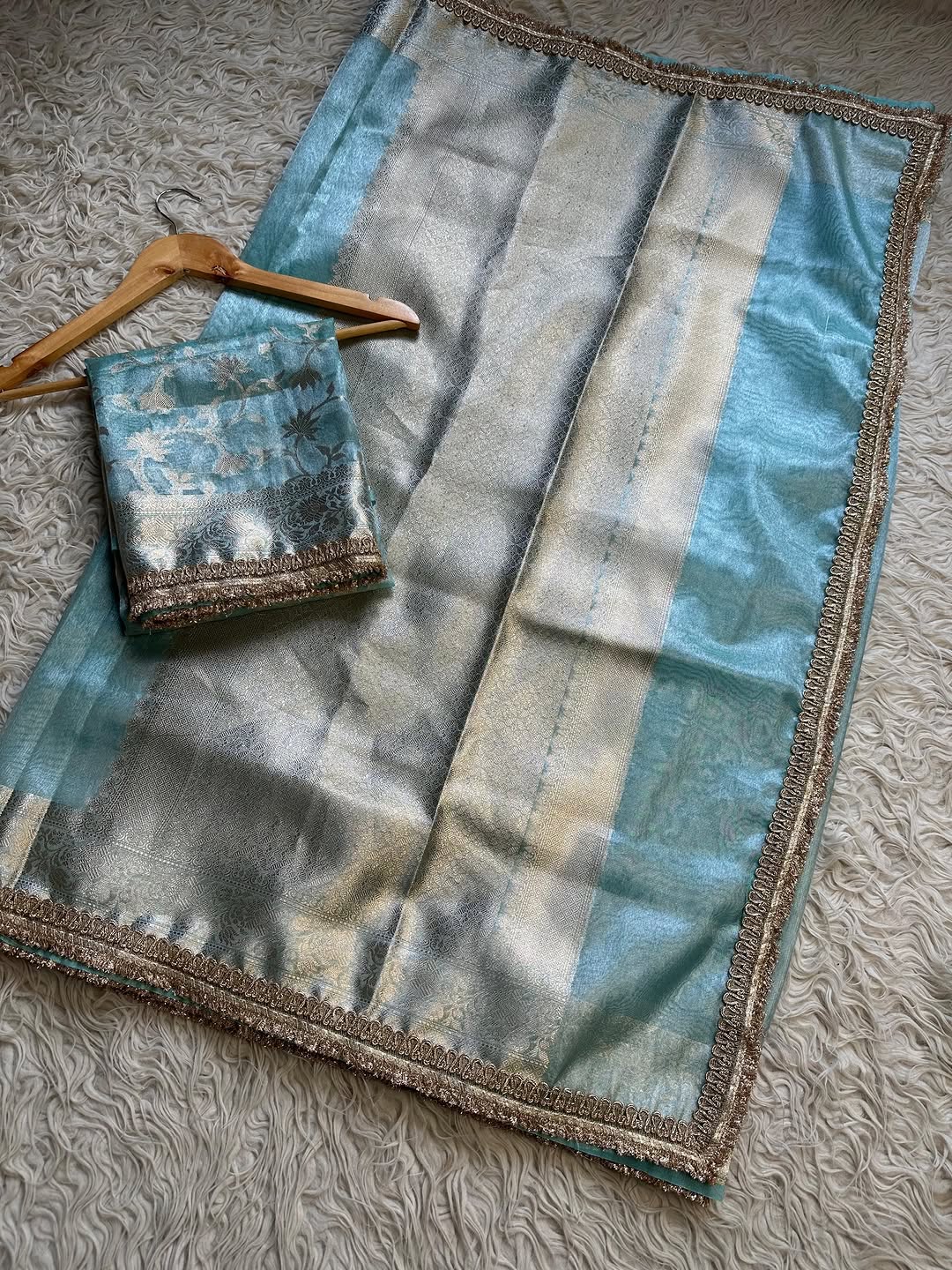 Banarasi Tissue Silk Saree With beautiful borders lace