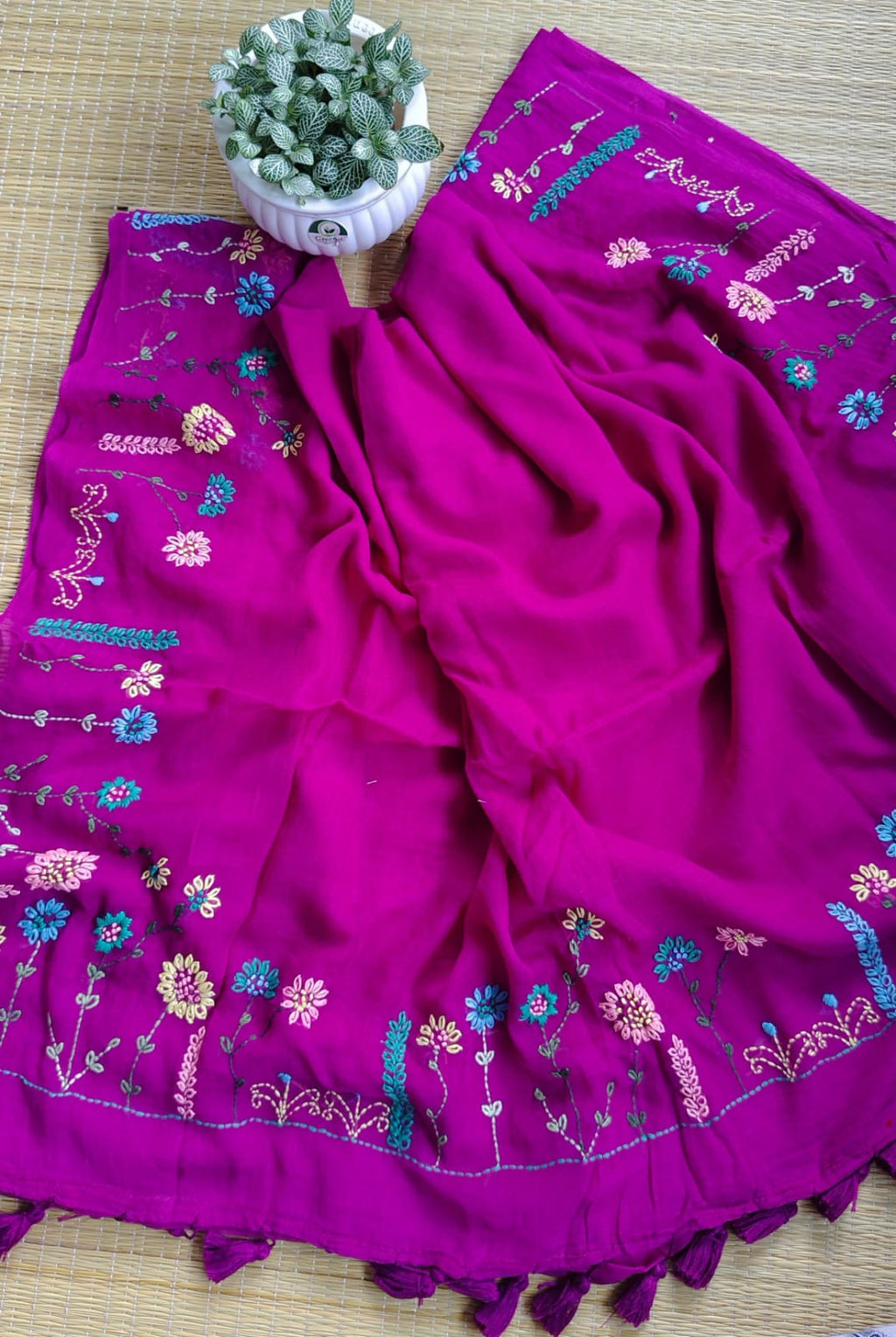 Beautiful Hand Stitch Pure Mul Cotton Saree Without blouse