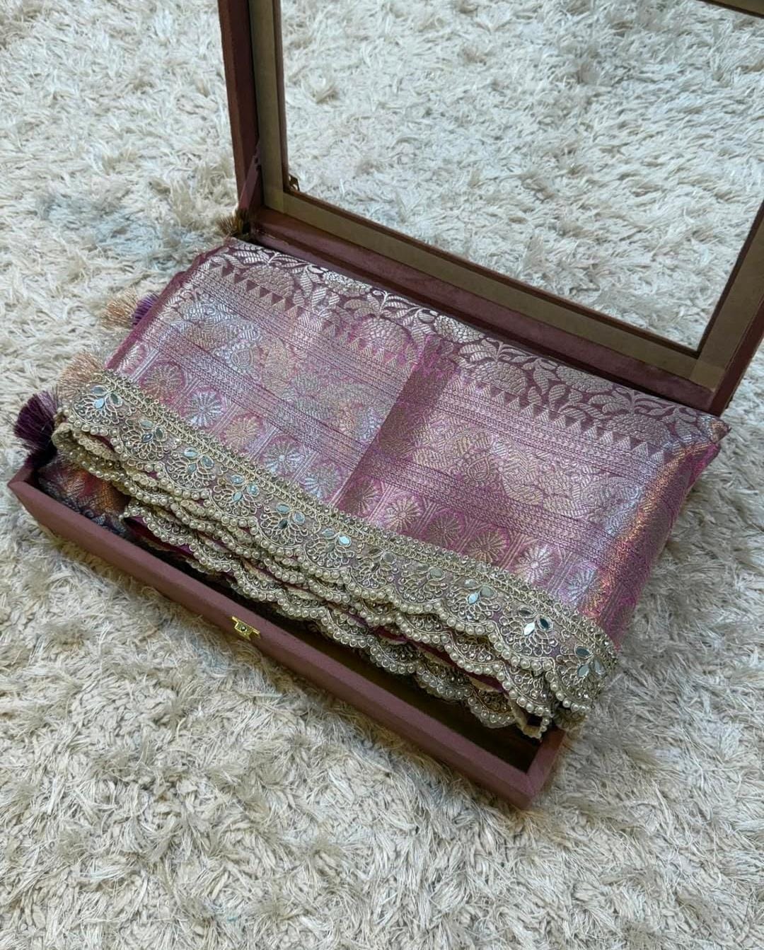 Banarasi Kanjivaram  katan Tissue Silk Saree With Beautiful lace border