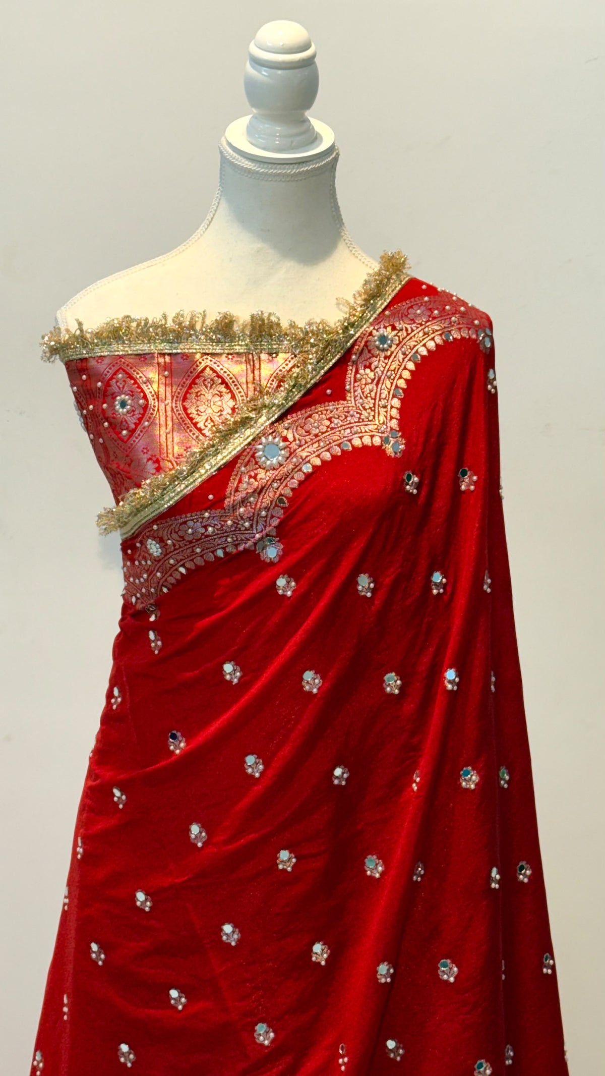 Banarasi  katan soft silk saree with blouse