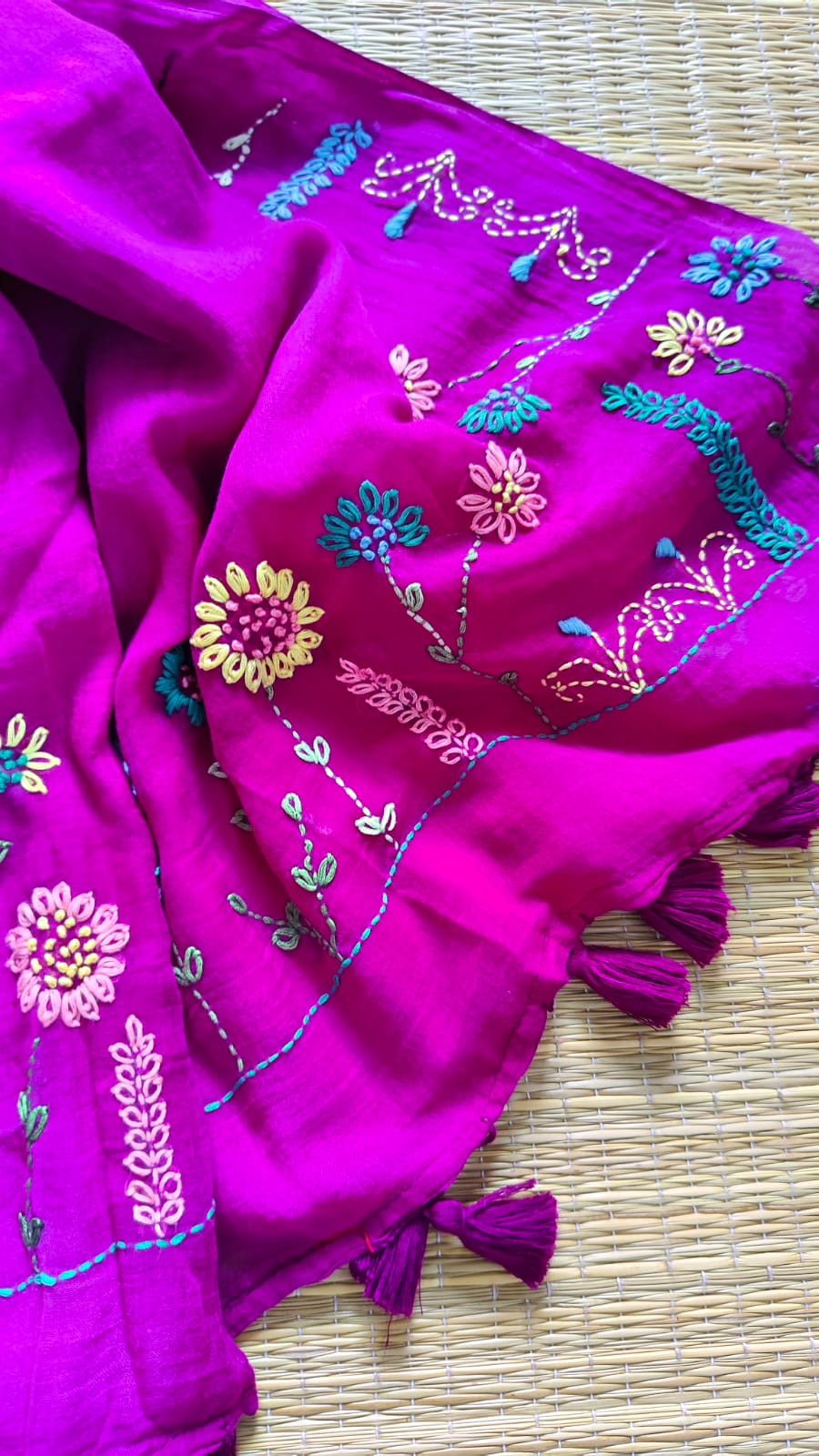 Beautiful Hand Stitch Pure Mul Cotton Saree Without blouse